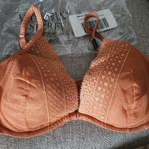 Victoria's Secret Incredible by VS Lightly Lined Plunge Bra 36D NWT